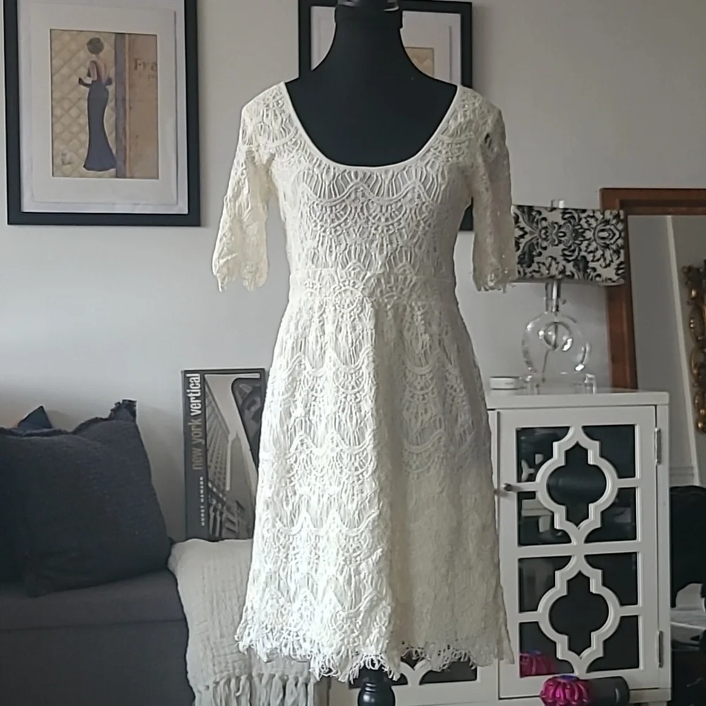 URBAN OUTFITTERS Ivory Dress - Picture 1 of 4